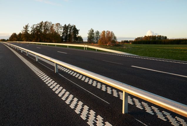 TB 1810 E1x 7516